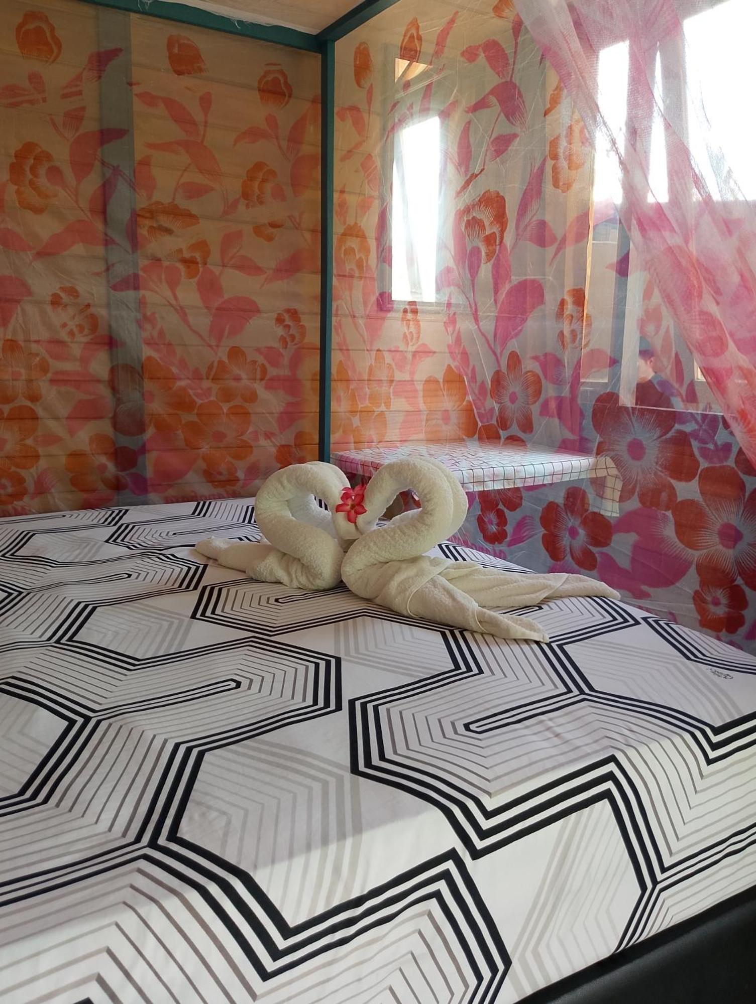 Naca Homestay *